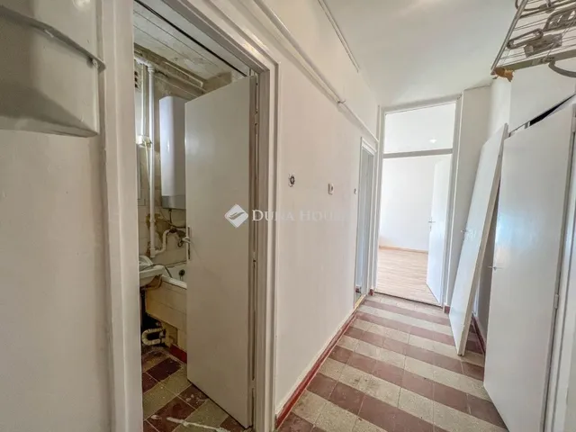 Eladó lakás Budapest IX. kerület, József Attila lakótelep 35 nm