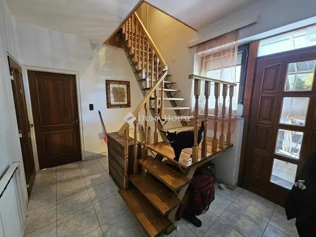 Eladó ház Budapest XVIII. kerület, Újpéteritelep 263 nm