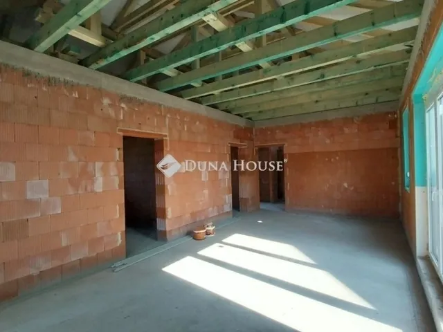 Eladó ház Nagytarcsa 106 nm