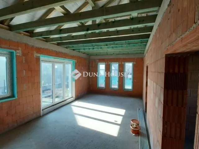 Eladó ház Nagytarcsa 106 nm