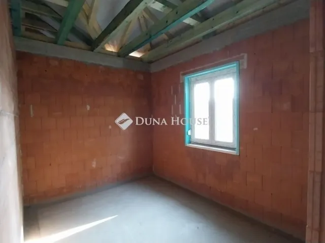 Eladó ház Nagytarcsa 106 nm