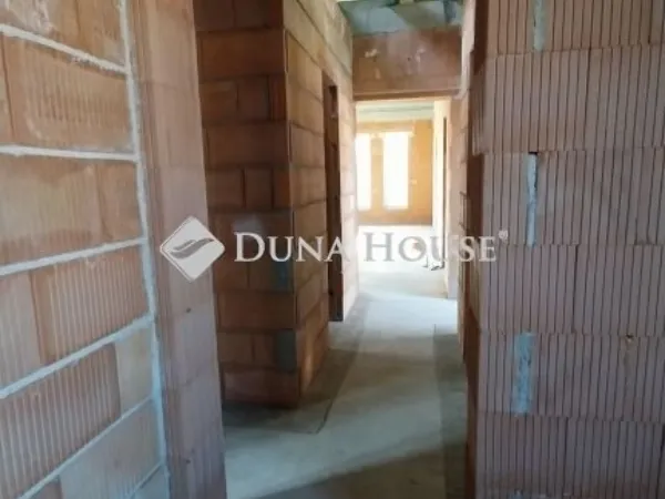 Eladó ház Nagytarcsa 106 nm