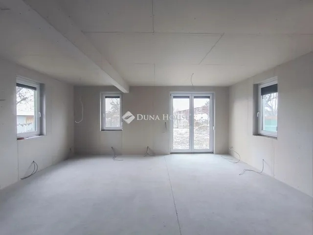 Eladó lakás Budapest XVII. kerület, Rákoscsaba-Újtelep 120 nm