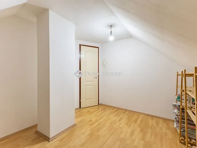 Eladó ház Budapest XVIII. kerület 240 nm