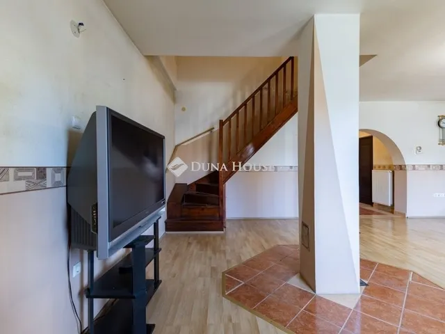 Eladó ház Budapest XVIII. kerület 240 nm