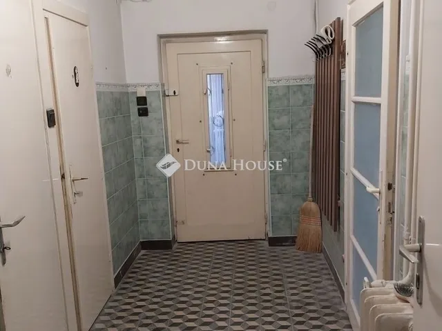 Eladó ház Budapest XVI. kerület 110 nm