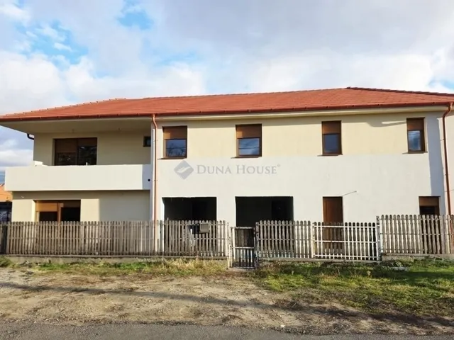 Eladó ház Gyál 122 nm