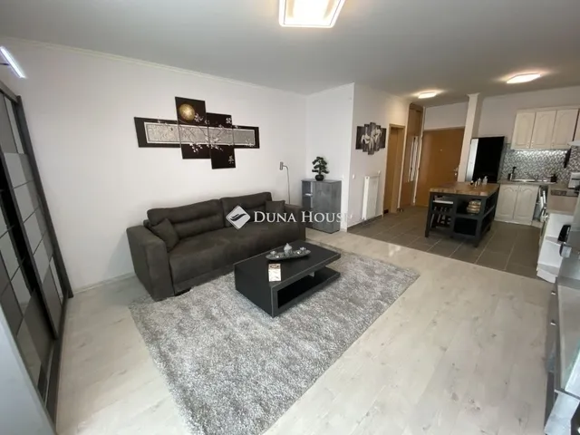 Eladó lakás Budapest III. kerület, Remetehegy 38 nm