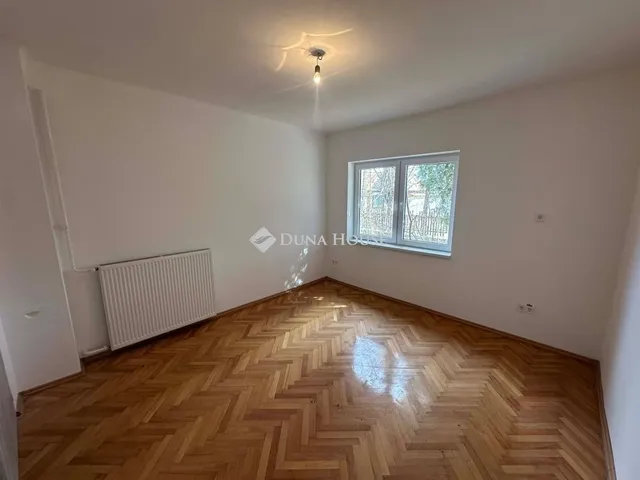 Eladó ház Cegléd 73 nm