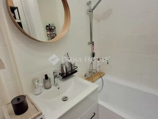 Eladó lakás Budapest XV. kerület, Újpalota 55 nm