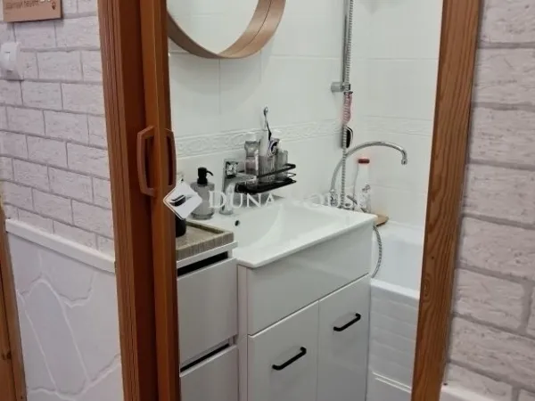 Eladó lakás Budapest XV. kerület, Újpalota 55 nm