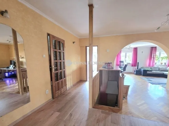 Eladó ház Fót 190 nm