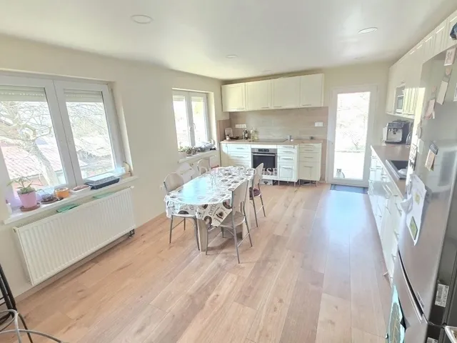 Eladó ház Fót 190 nm