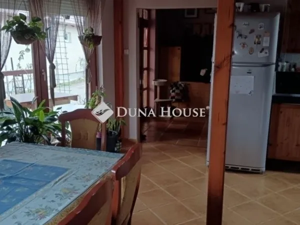 Eladó ház Üllő 100 nm