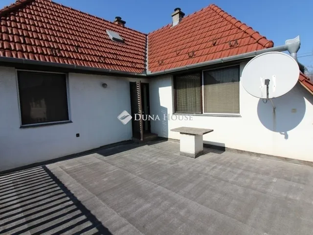 Eladó ház Budapest XVII. kerület, Rákosliget 197 nm