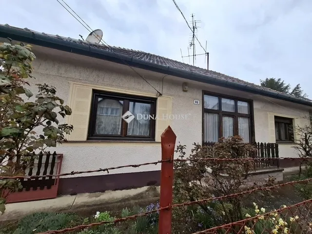 Eladó ház Budapest XVII. kerület, Rákoscsaba-Újtelep 100 nm