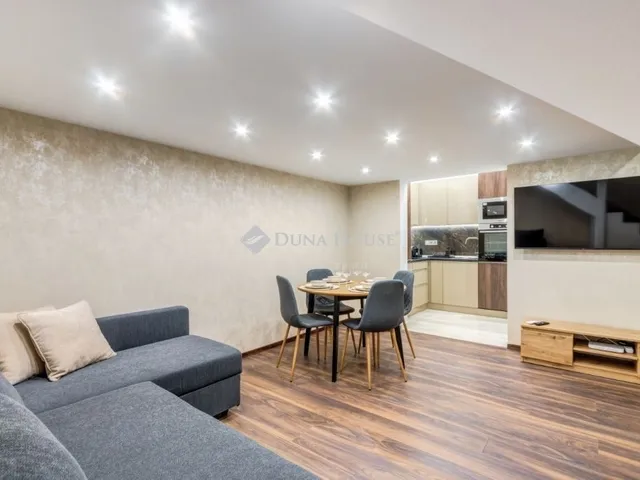 Eladó lakás Budapest VI. kerület 56 nm