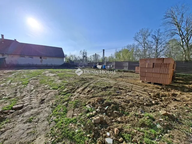 Eladó ház Kóka 96 nm