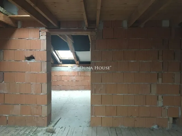 Eladó ház Budapest XX. kerület, Pesterzsébet 260 nm