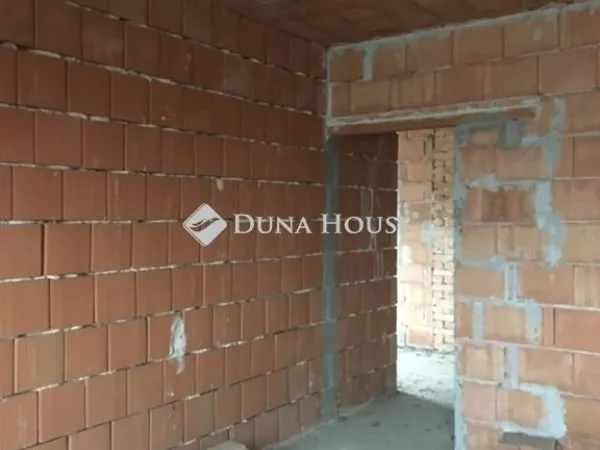 Eladó ház Budapest XX. kerület, Pesterzsébet 260 nm