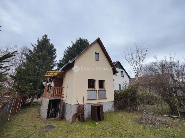 Eladó ház Péteri 32 nm