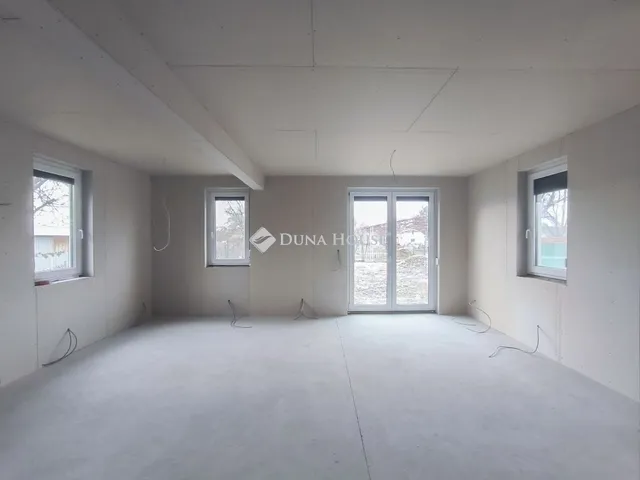 Eladó lakás Budapest XVII. kerület 120 nm