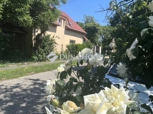 Eladó ház Budapest XVI. kerület, Sashalom 180 nm