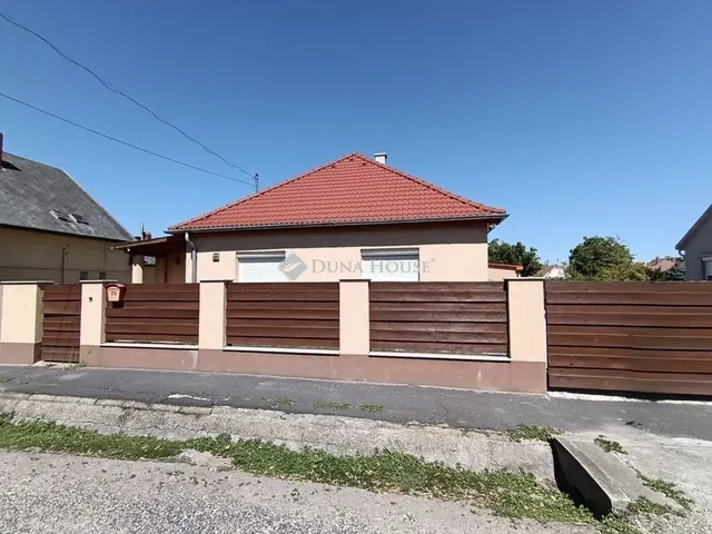 Eladó ház Siófok 82 nm