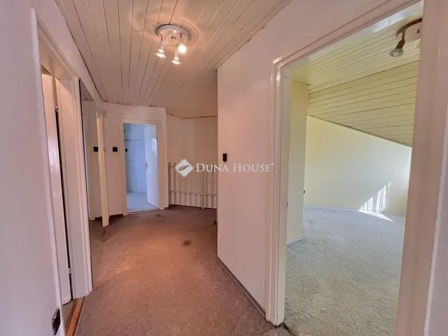 Eladó ház Budapest XVIII. kerület, Újpéteritelep 190 nm