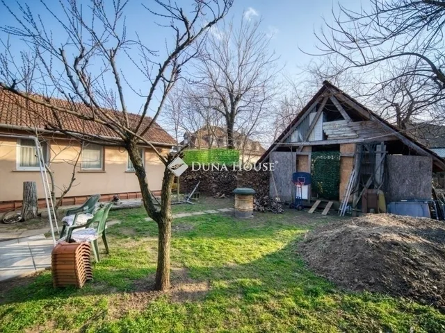 Eladó ház Budapest XVIII. kerület, Szemeretelep 135 nm