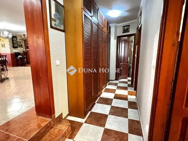 Eladó ház Budapest XVII. kerület 395 nm
