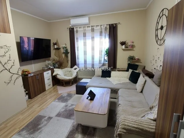 Eladó ház Budapest XVII. kerület, Rákosliget 197 nm