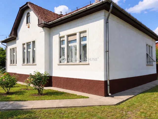 Eladó ház Budapest XVI. kerület, Sashalom 145 nm