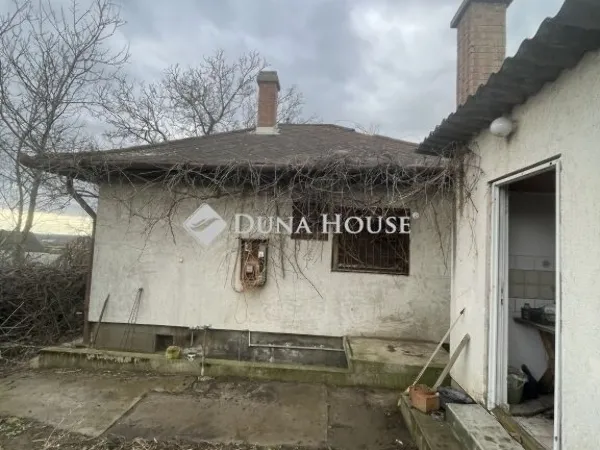 Eladó ház Ecser 30 nm
