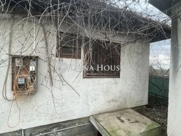 Eladó ház Ecser 30 nm
