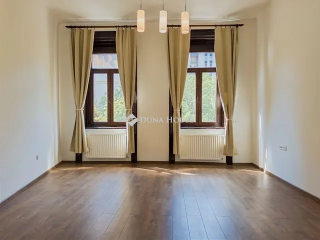 Eladó lakás Budapest VIII. kerület 74 nm