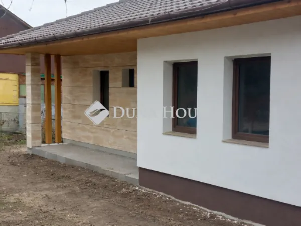 Eladó ház Budapest XVII. kerület, Rákoscsaba-Újtelep 113 nm