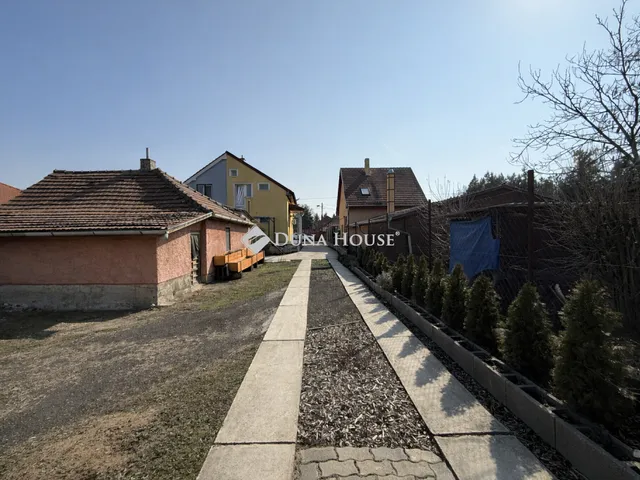 Eladó ház Felsőpakony 95 nm