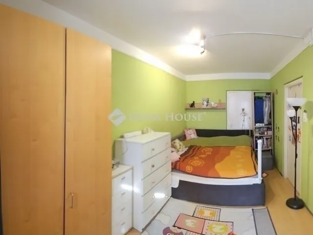 Eladó lakás Budapest X. kerület 68 nm