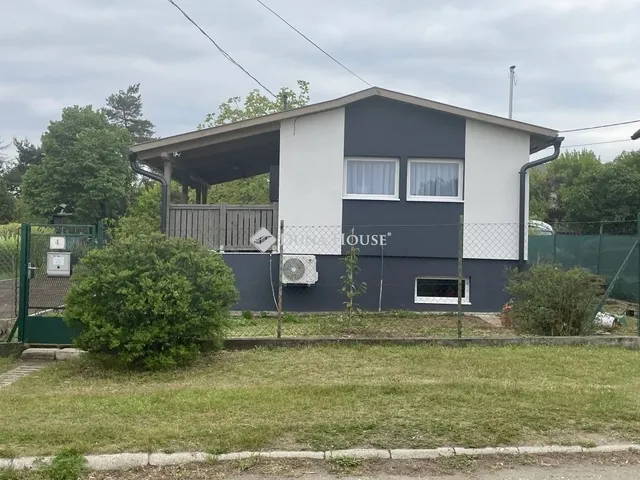 Eladó ház Erdőkertes 64 nm
