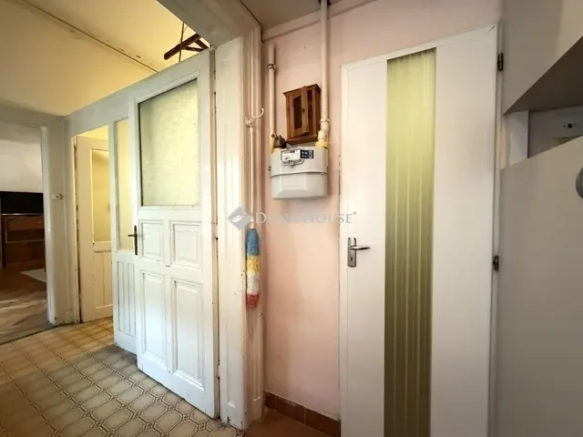 Eladó lakás Budapest VI. kerület 44 nm
