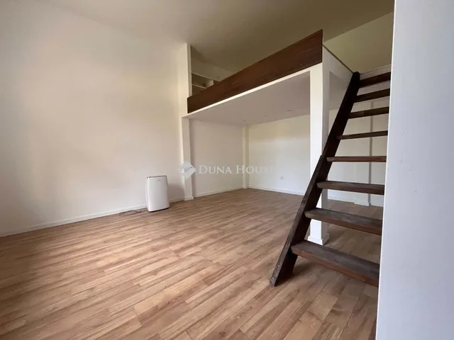Eladó lakás Budapest XV. kerület 32 nm