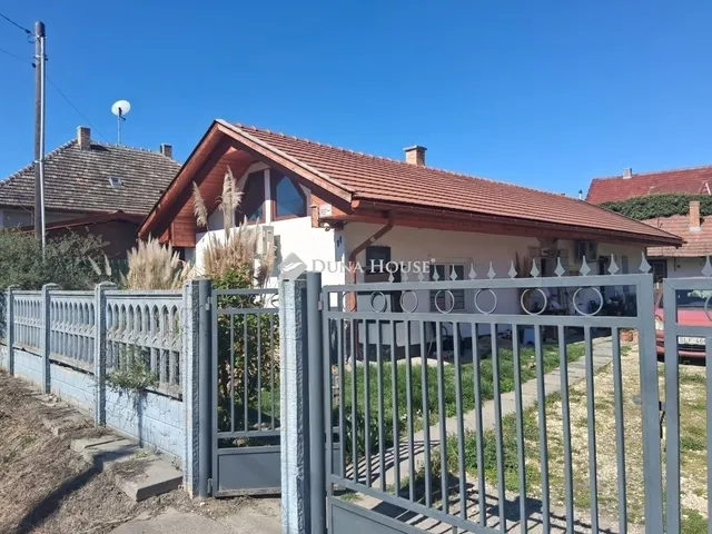 Eladó ház Dömsöd 56 nm