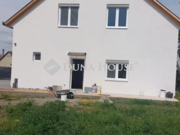 Eladó ház Pusztaszabolcs 120 nm