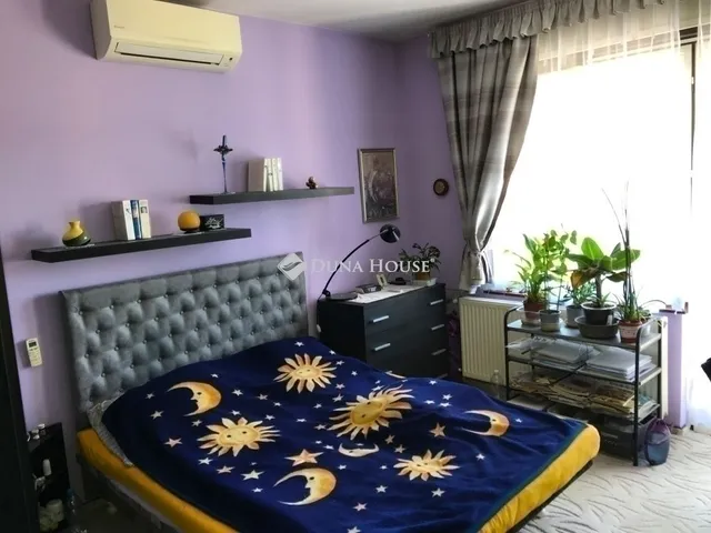 Eladó ház Budapest XVII. kerület, Rákoskert 204 nm