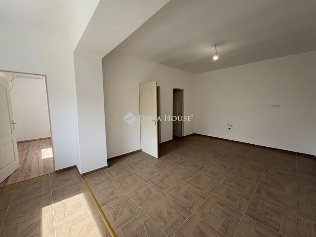 Eladó ház Örkény 87 nm