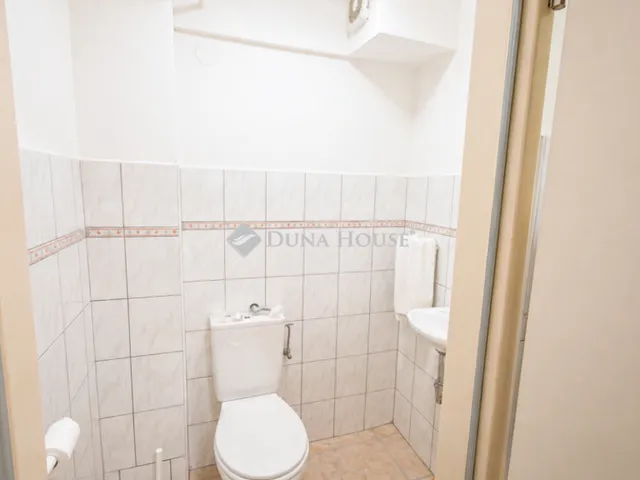 Eladó ház Budapest XVI. kerület 266 nm