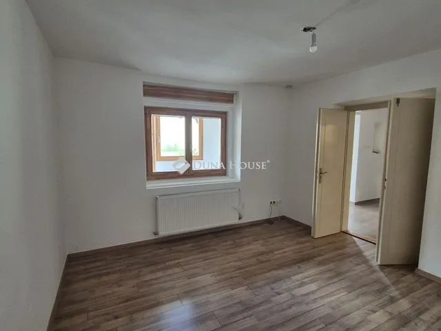 Eladó ház Csömör 126 nm