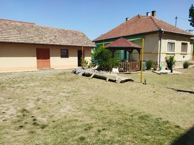 Eladó ház Nagykáta 118 nm