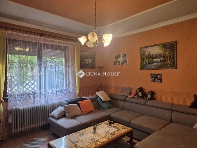 Eladó ház Kistarcsa 140 nm